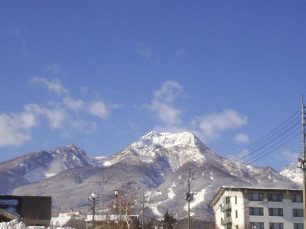 Akakura Yours Inn Myoko Exterior foto